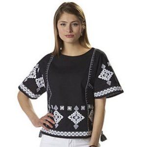 Sahalie Women's Embroidered Tasseled Top
